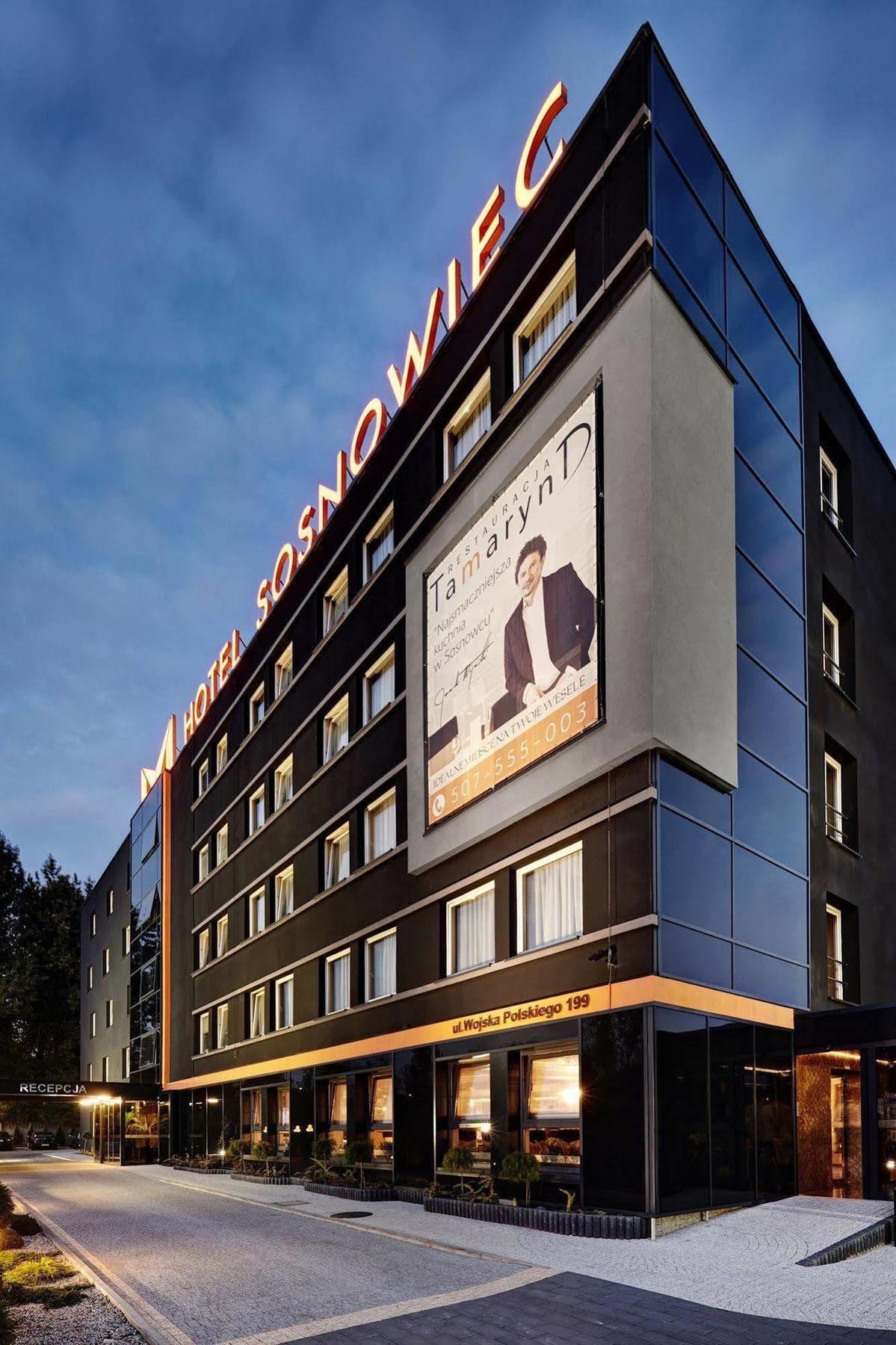 M Hotel Sosnowiec Kültér fotó